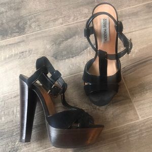 Steve Madden Golden Platform Sandal